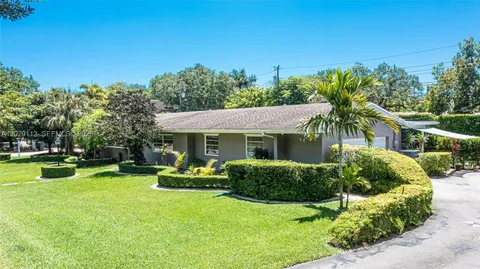 $1,399,000 | 6760 Southwest 62nd Terrace, South Miami, FL 33143