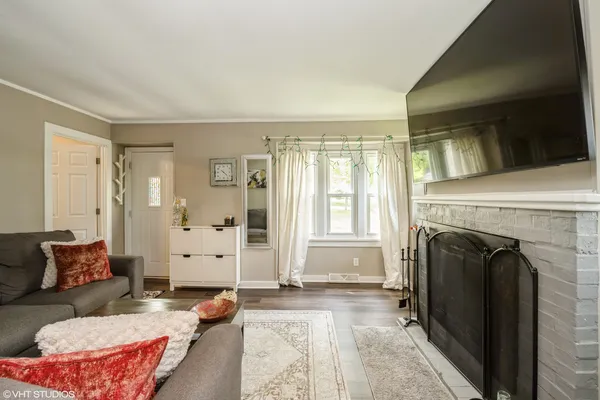 $250,000 | 7718 Beach Road, Wonder Lake, IL 60097