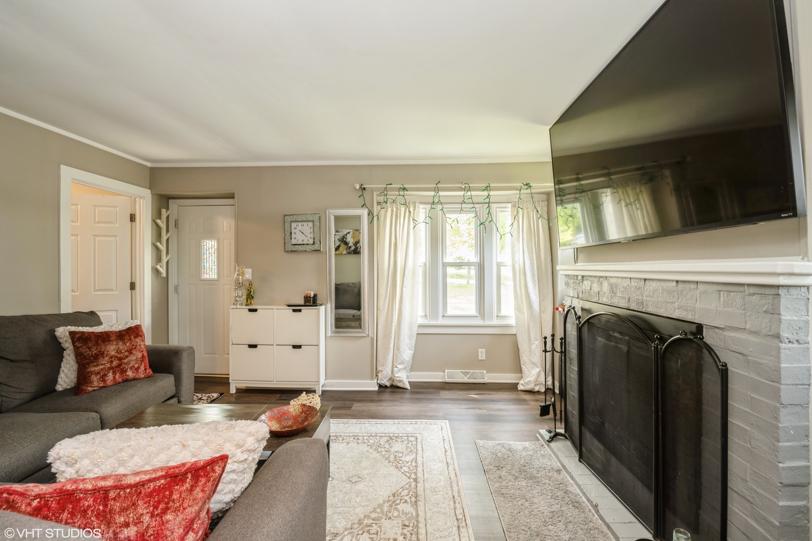 7718 Beach Road Wonder Lake, IL 60097 - Photo 4 of 21