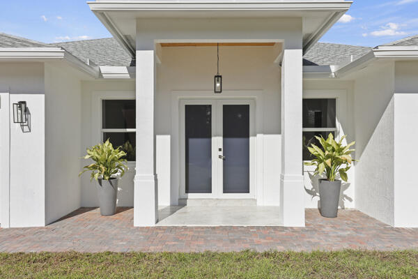 18103 Hamlin Boulevard Loxahatchee, FL 33470 - Photo 4 of 70 IMG_6224