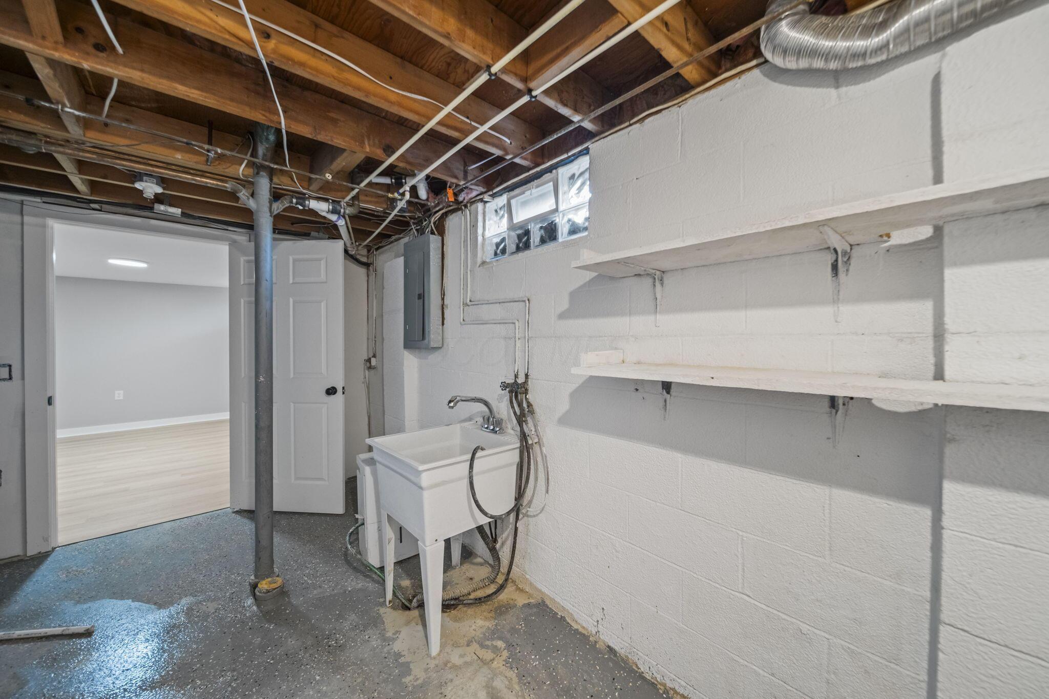 6365 Faircrest Road Columbus, OH 43229 - Photo 61 of 87 61-web-or-mls-DSC01199