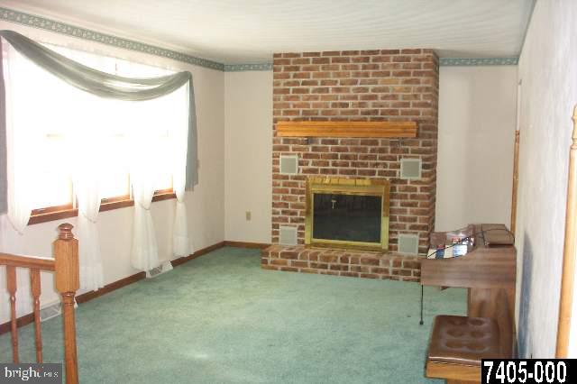 2425 Joppa Road York, PA 17403 - Photo 2 of 9