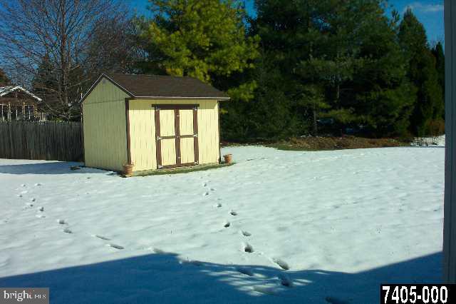 2425 Joppa Road York, PA 17403 - Photo 7 of 9