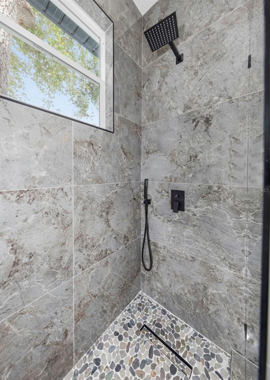 303 Archimedes Street Dunedin, FL 34698 - Photo 26 of 44