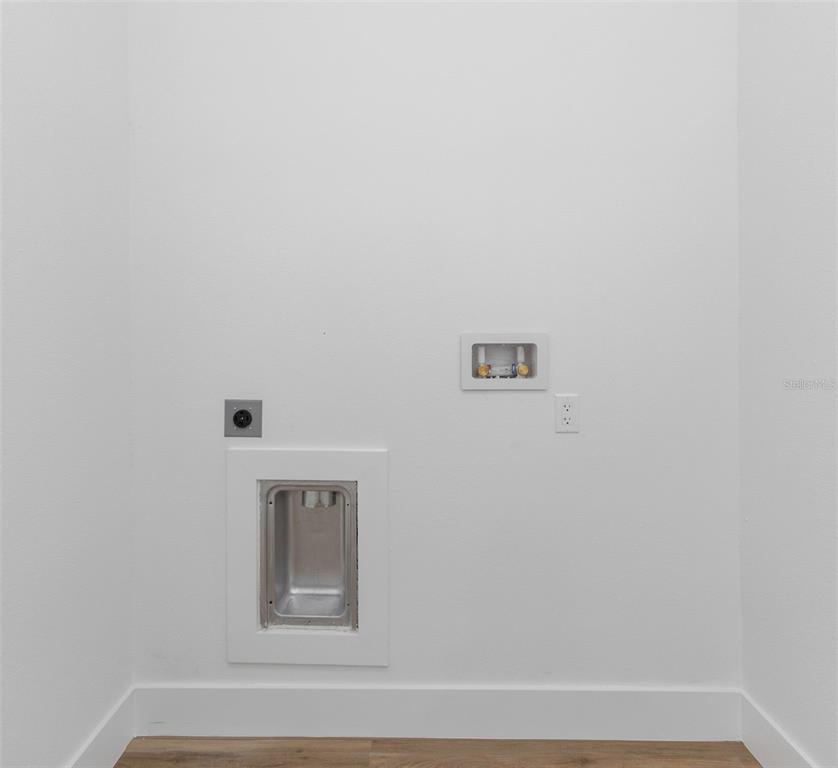 303 Archimedes Street Dunedin, FL 34698 - Photo 32 of 44