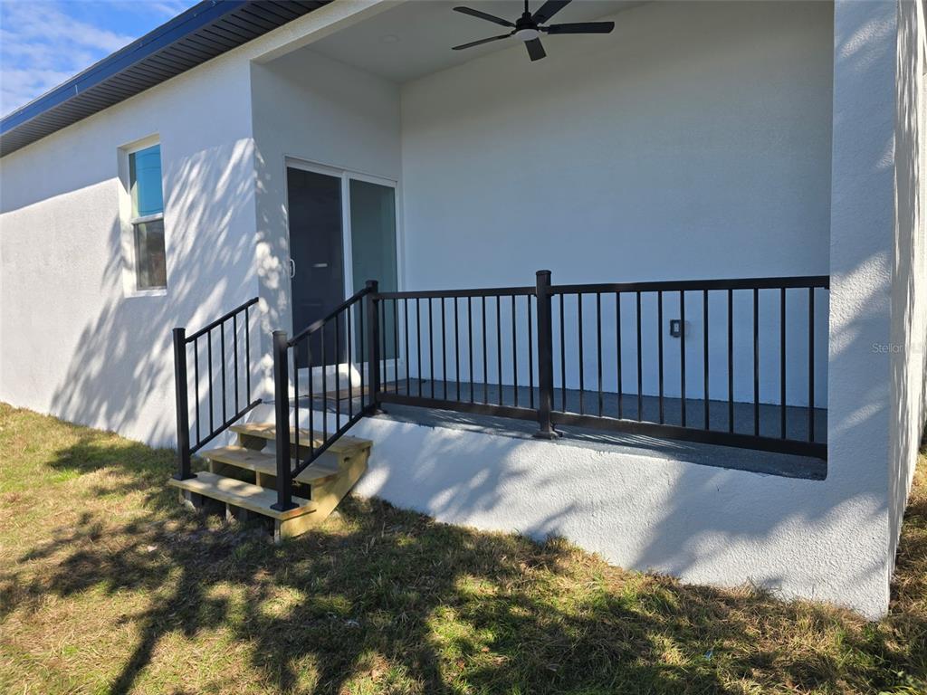 303 Archimedes Street Dunedin, FL 34698 - Photo 37 of 44