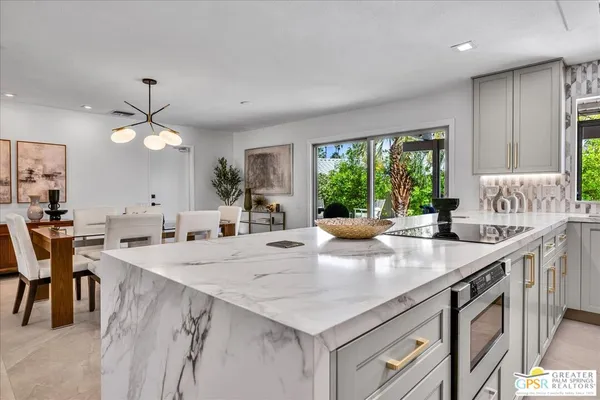 $1,385,000 | 3172 East San Martin Circle, Palm Springs, CA 92264