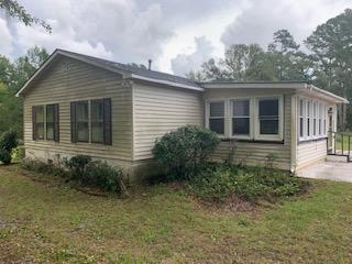 7451 Church Hill Road Hollywood, SC 29449 - Photo 3 of 40 32