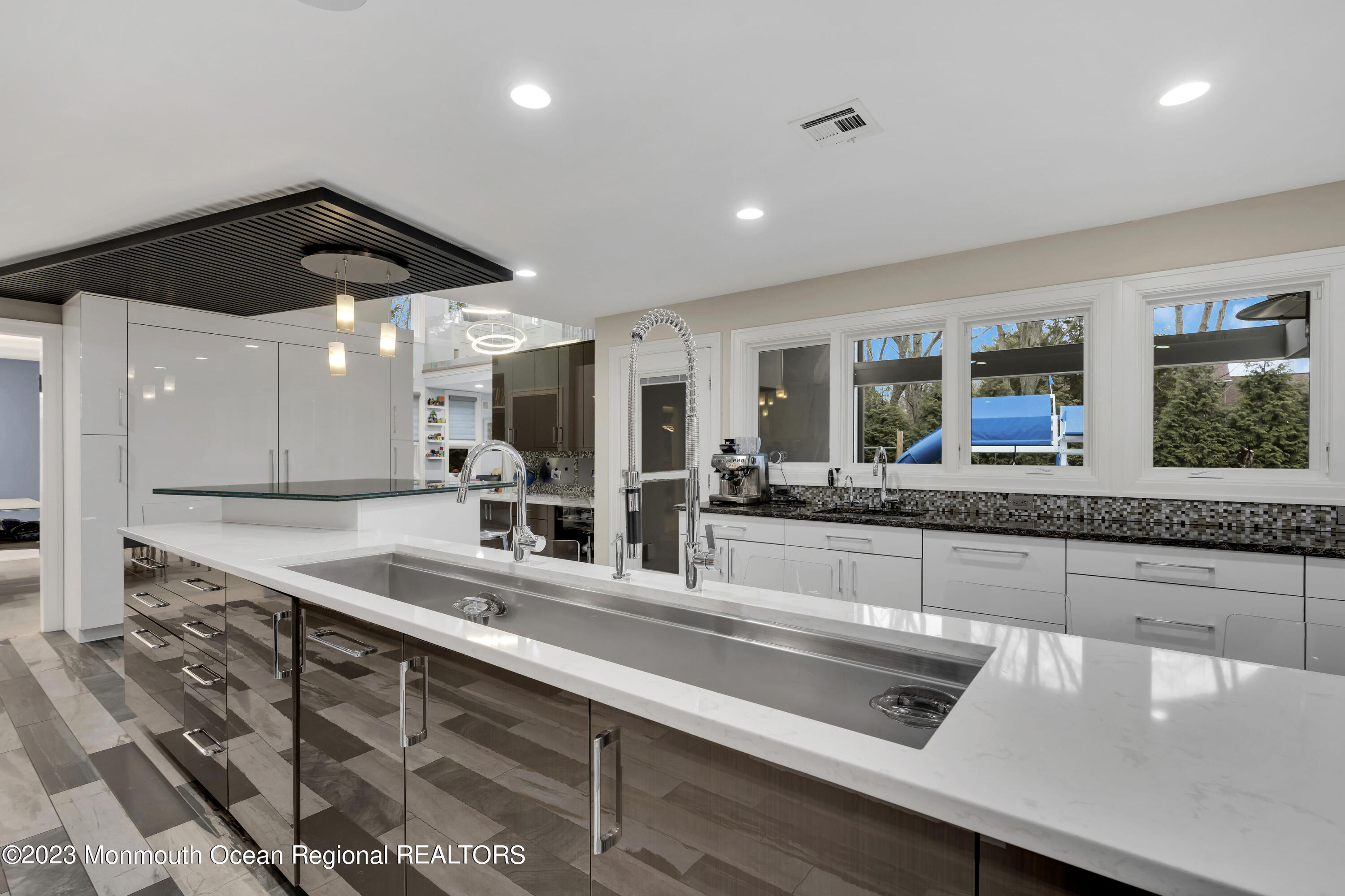 88 Whalepond Road West Long Branch, NJ 07764 - Photo 21 of 63 MJB05794