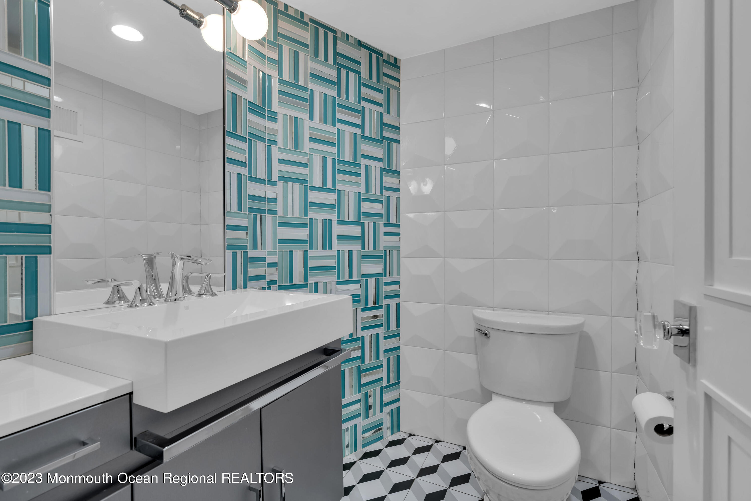 88 Whalepond Road West Long Branch, NJ 07764 - Photo 29 of 63 MJB05834