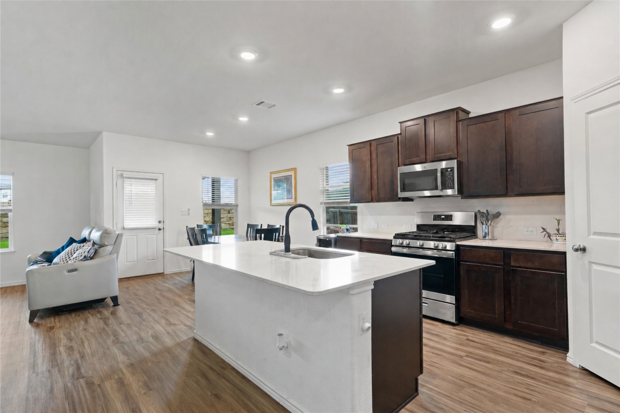 832 Mallow Road Leander, TX 78641 - Photo 10 of 40