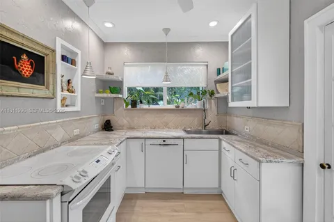 $800,000 | 1314 Southeast 1st Avenue, Fort Lauderdale, FL 33316