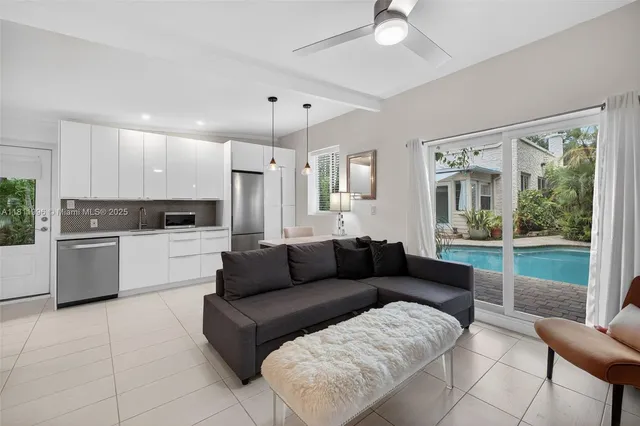 $850,000 | 1314 Southeast 1st Avenue, Fort Lauderdale, FL 33316