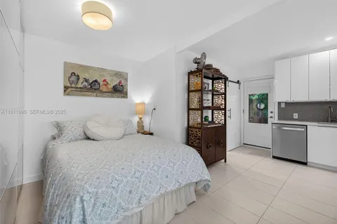 $800,000 | 1314 Southeast 1st Avenue, Fort Lauderdale, FL 33316