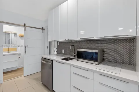 $850,000 | 1314 Southeast 1st Avenue, Fort Lauderdale, FL 33316