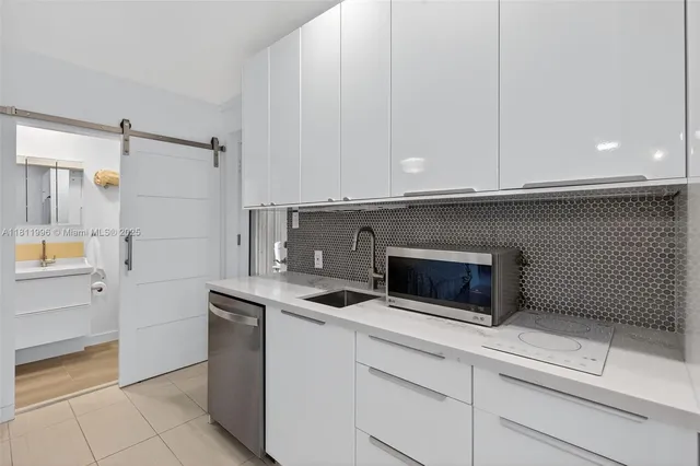 $850,000 | 1314 Southeast 1st Avenue, Fort Lauderdale, FL 33316