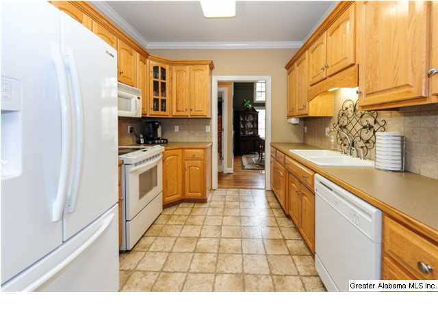 403 Pats Way Springville, AL 35146 - Photo 12 of 32