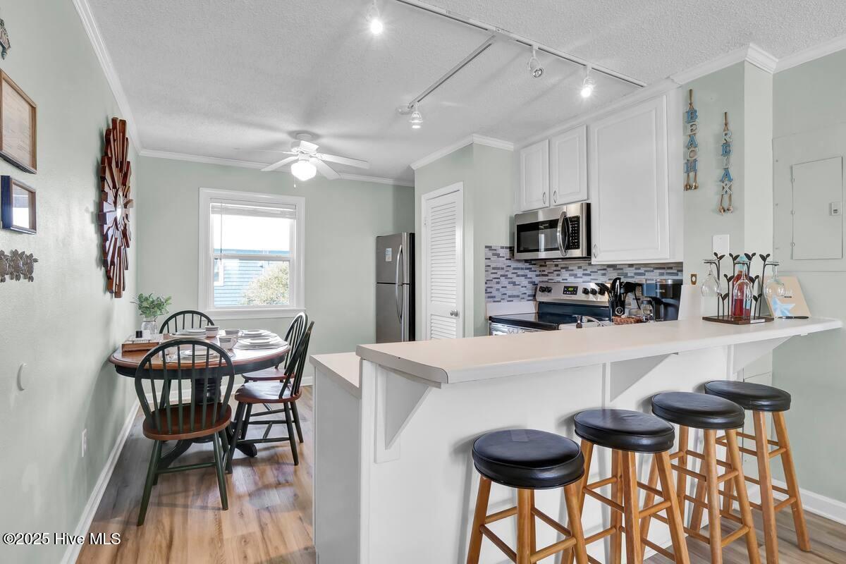 2264 New River Inlet Road, Unit 301 North Topsail Beach, NC 28460 - Photo 10 of 26 d8df4ee4-bf87-4677-bc4f-a7690c483fda