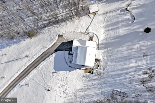 $409,900 | 72 Evergreen Drive, New Ringgold, PA 17960