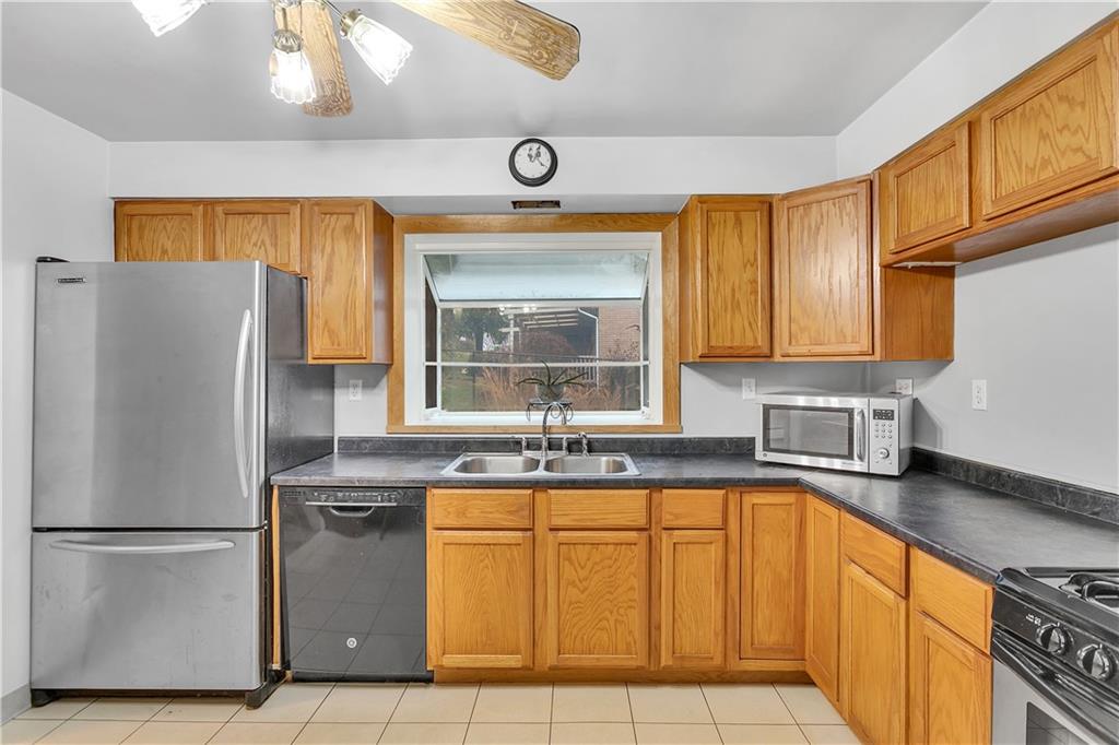 11 Porters Hollow Road Coraopolis, PA 15108 - Photo 19 of 24 Gallery Image 19
