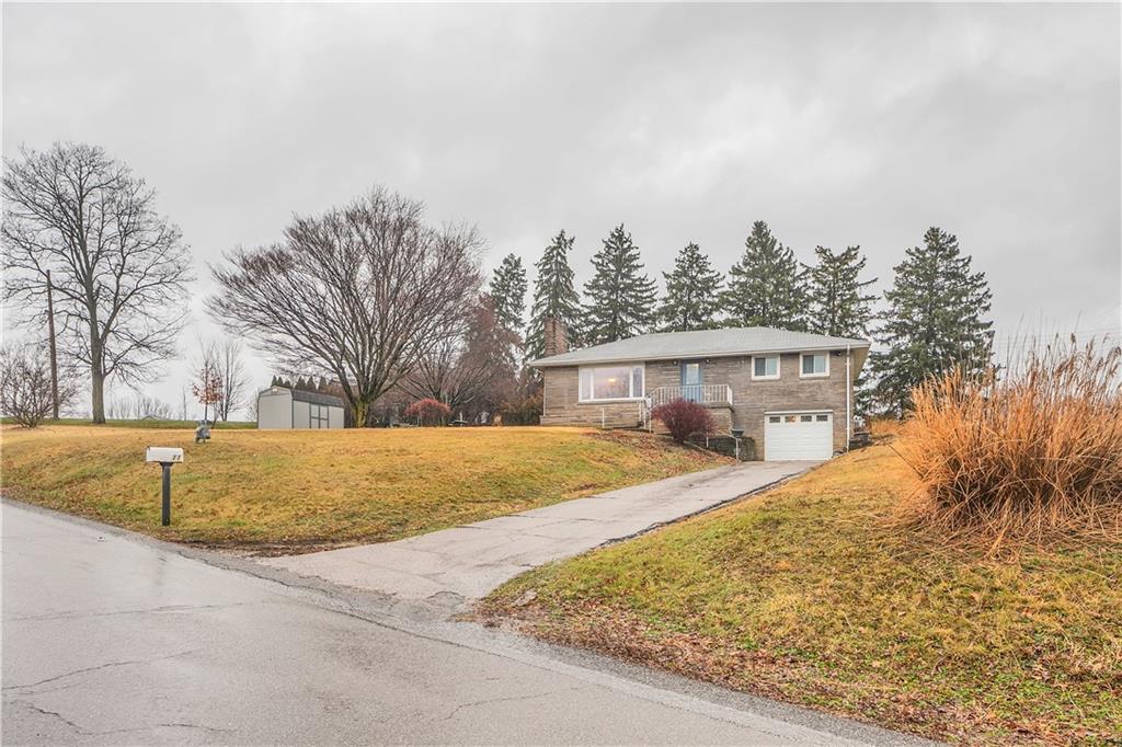 11 Porters Hollow Road Coraopolis, PA 15108 - Photo 2 of 24 Gallery Image 2