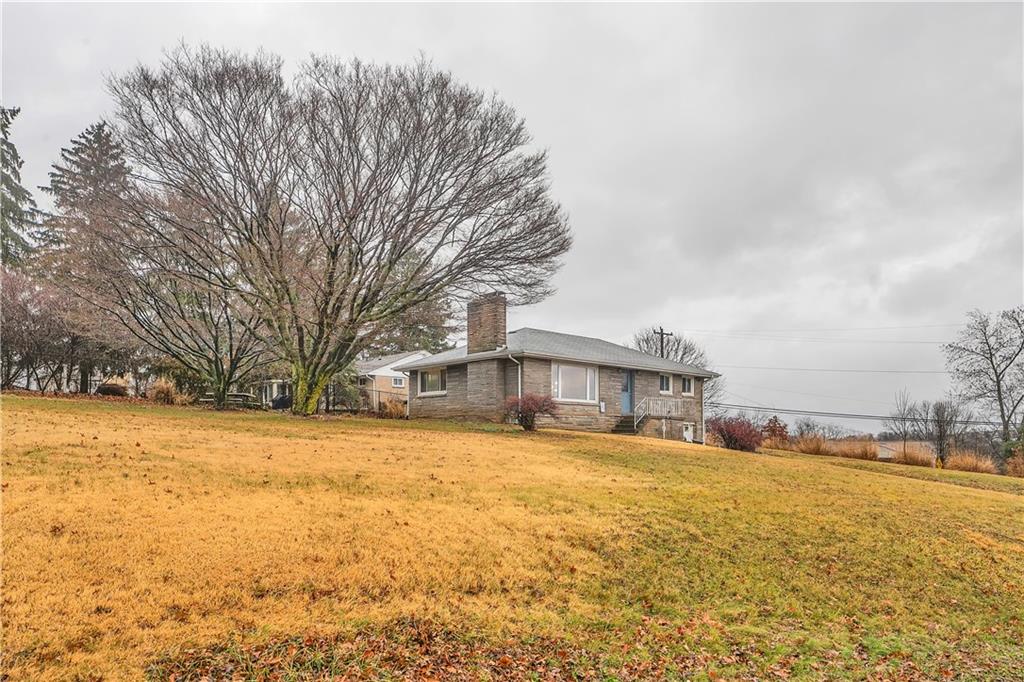 11 Porters Hollow Road Coraopolis, PA 15108 - Photo 3 of 24 Gallery Image 3