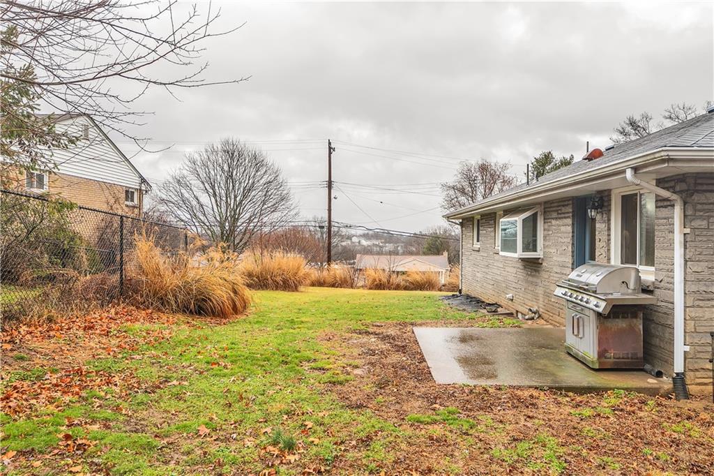 11 Porters Hollow Road Coraopolis, PA 15108 - Photo 4 of 24 Gallery Image 4