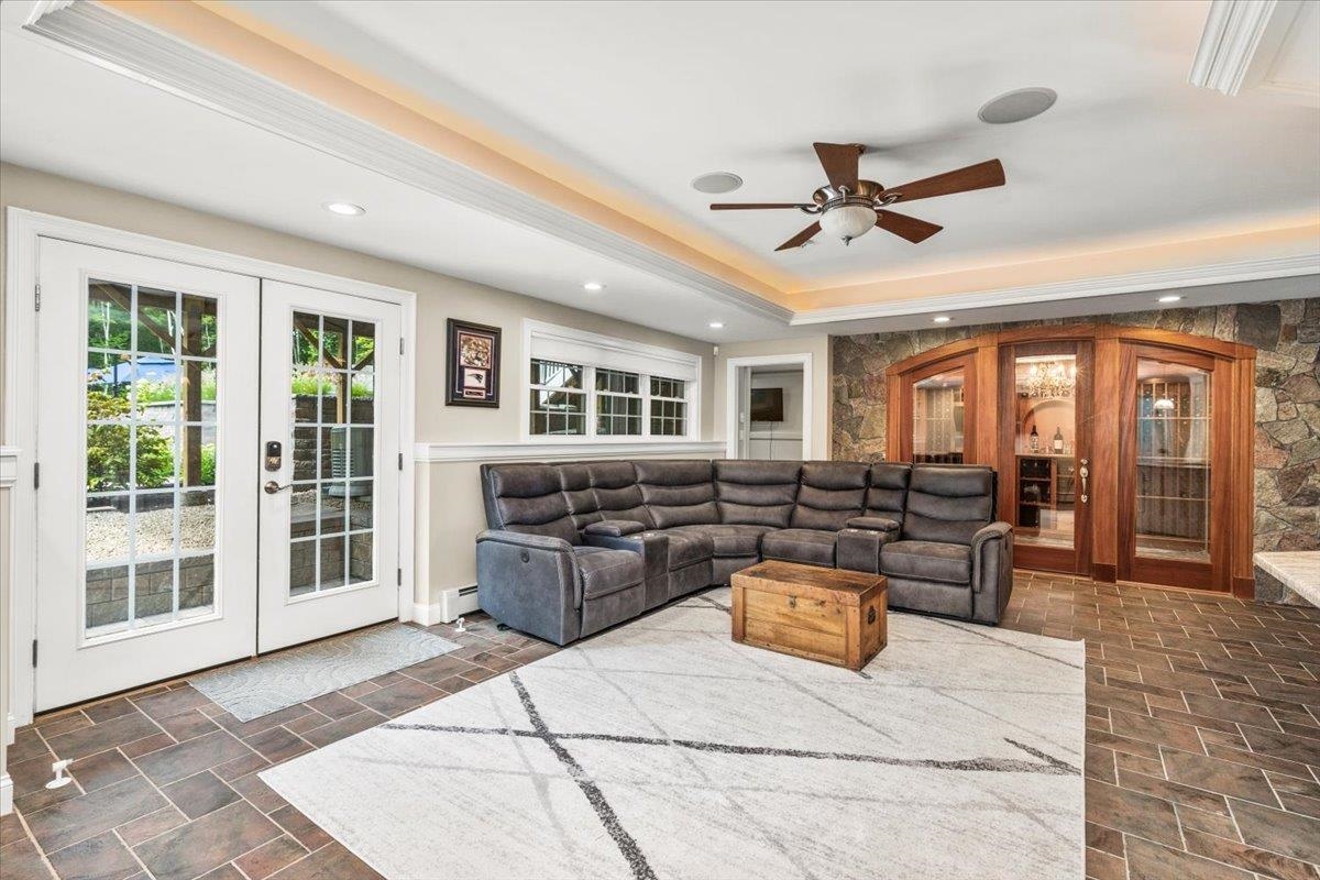 9 Bartlett Drive Bedford, NH 03110 - Photo 24 of 40