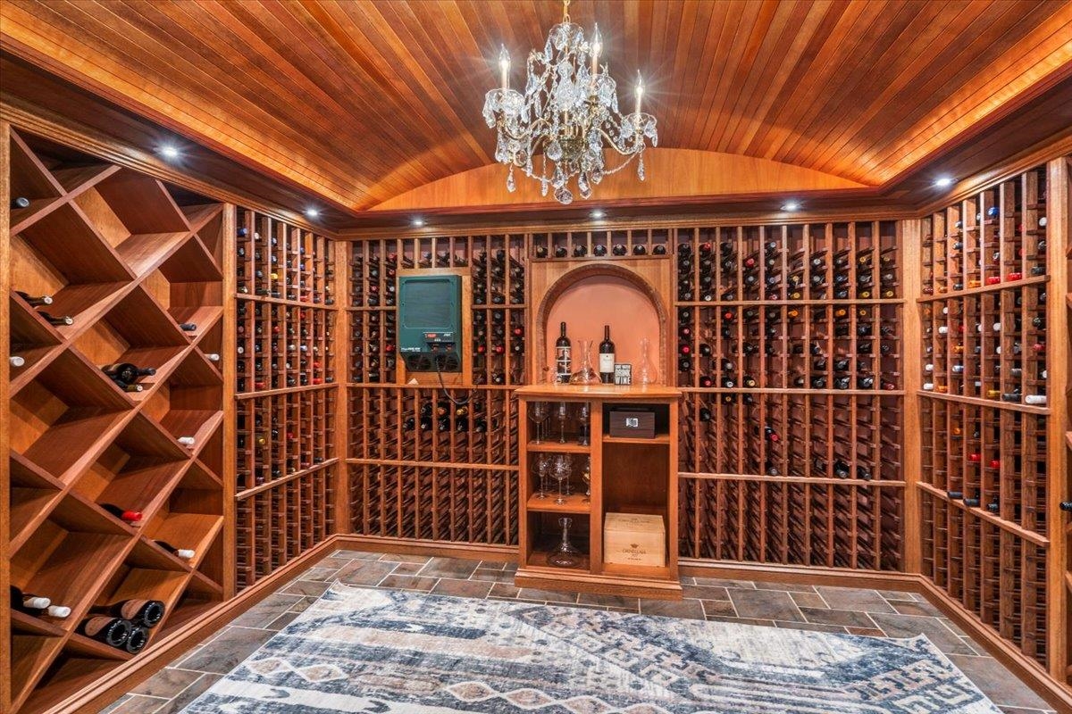 9 Bartlett Drive Bedford, NH 03110 - Photo 27 of 40