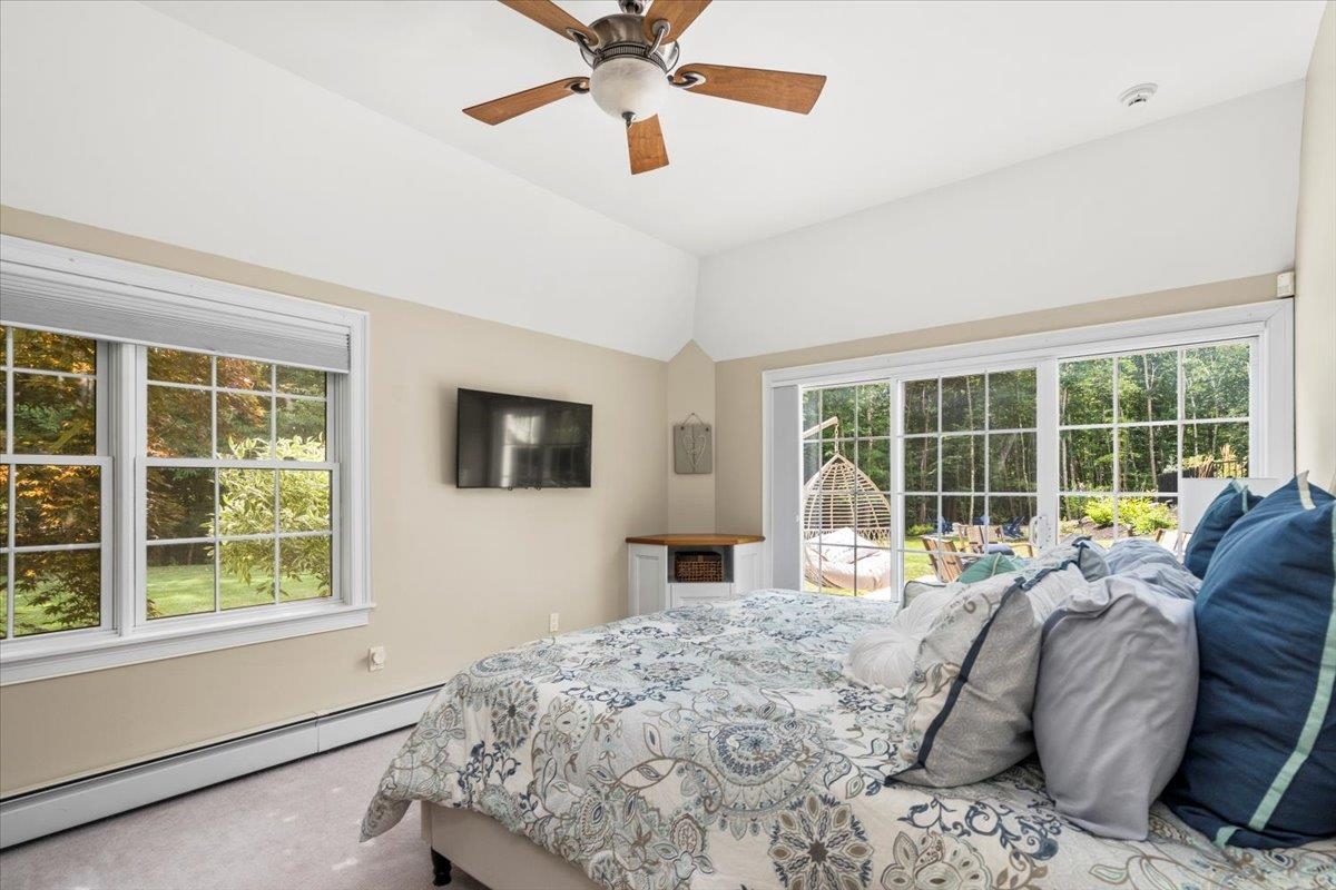 9 Bartlett Drive Bedford, NH 03110 - Photo 37 of 40