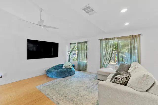 $2,500 | 722 Decker Prairie Drive, Austin, TX 78748