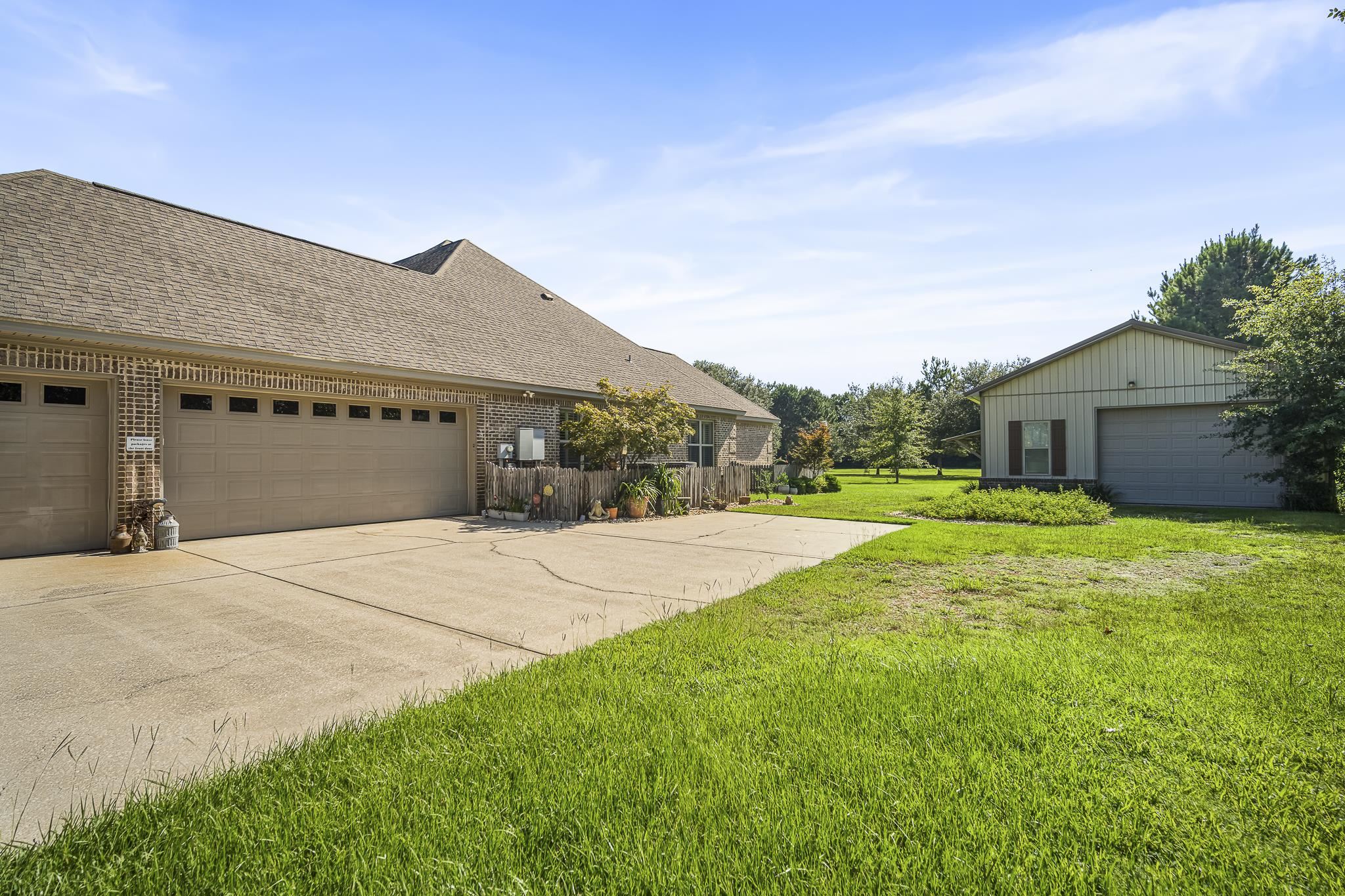 25212 Austin Road Daphne, AL 36526 - Photo 55 of 56 Garage and Auxillary building