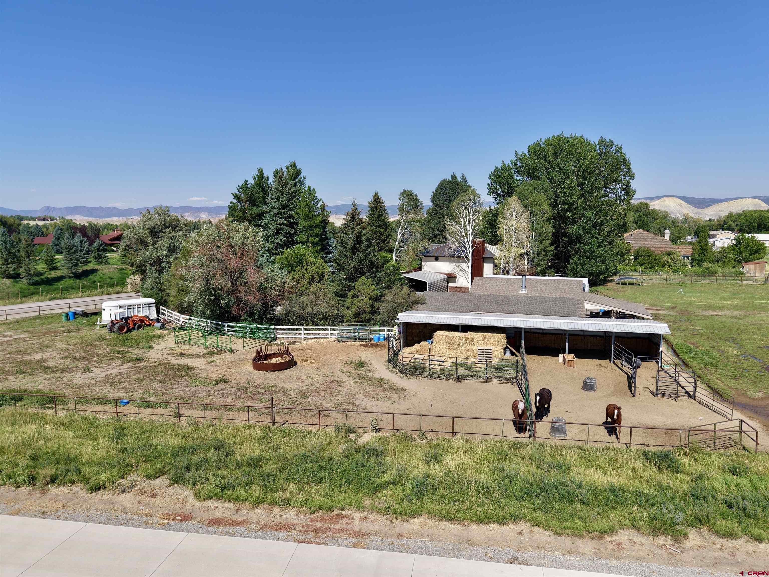 66176 Riverside Road Montrose, CO 81403 - Photo 4 of 45