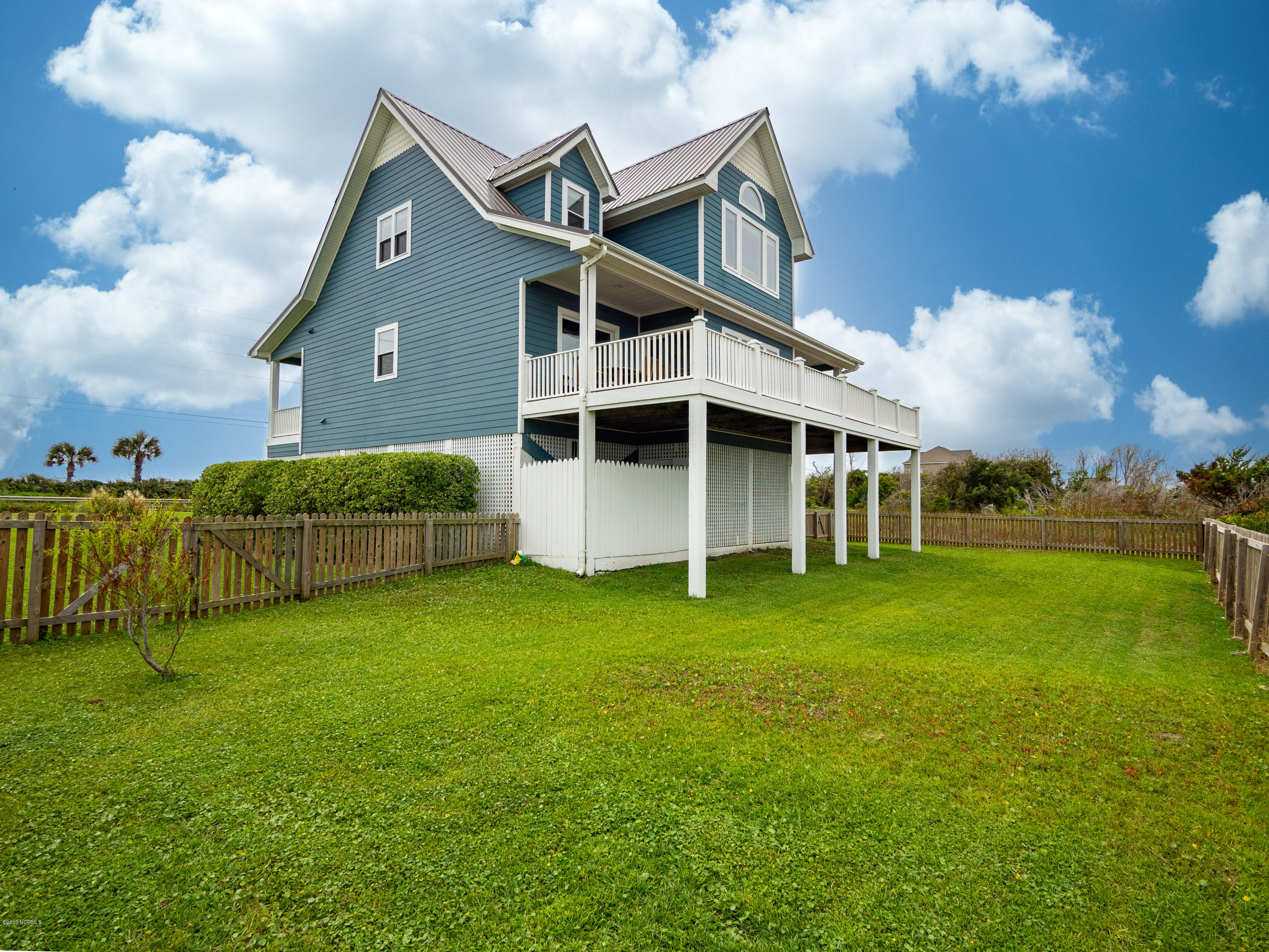 741 New River Inlet Road North Topsail Beach, NC 28460 - Photo 19 of 34 741 N. New River Inlet Rd-5
