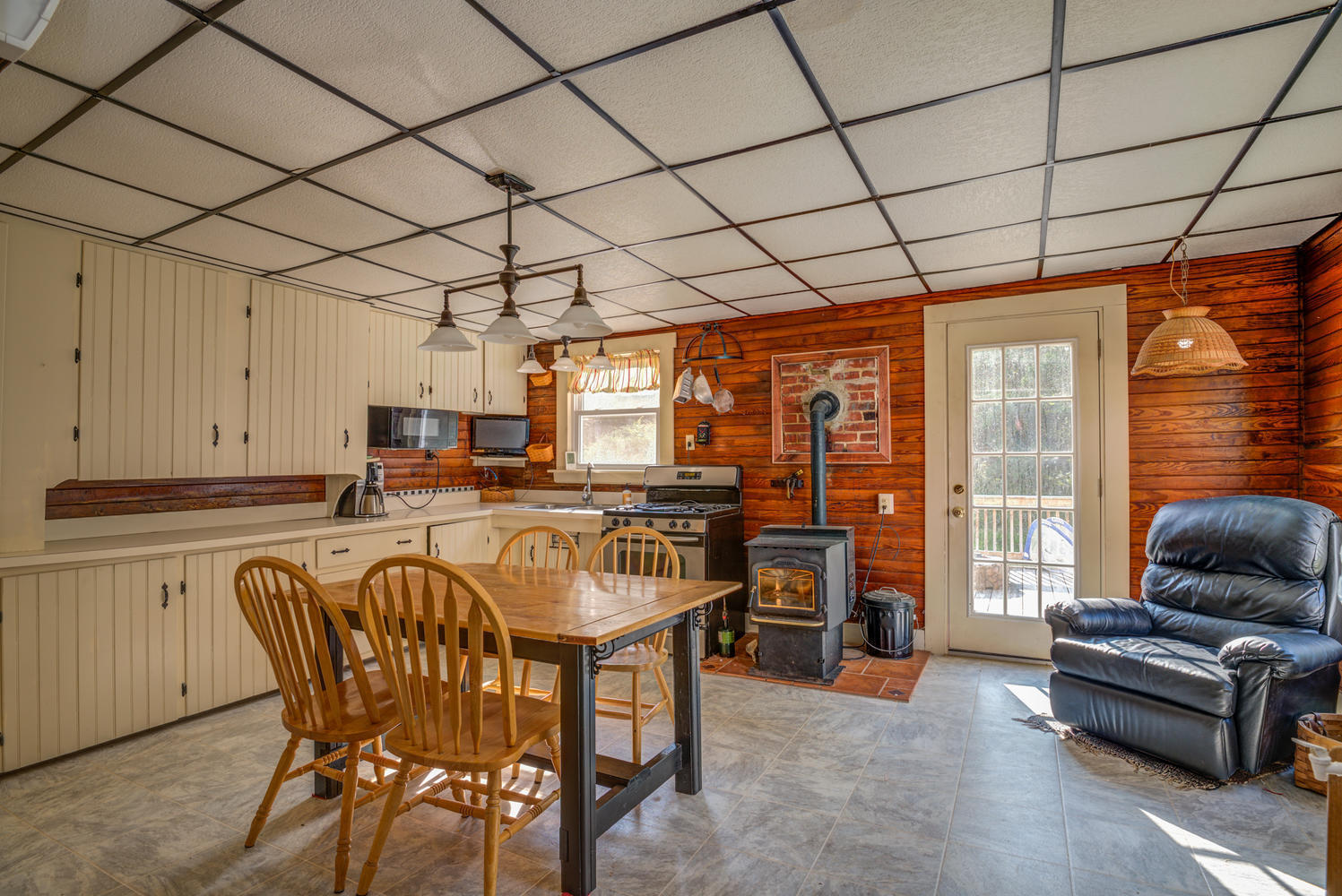 46 Waterford Road Norway, ME 04268 - Photo 14 of 41 46 Waterford Rd Norway ME-large-014-020-