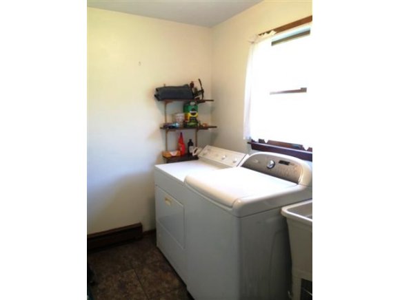 417 Chrysler Road Endicott, NY 13760 - Photo 14 of 18 Gallery Image 14