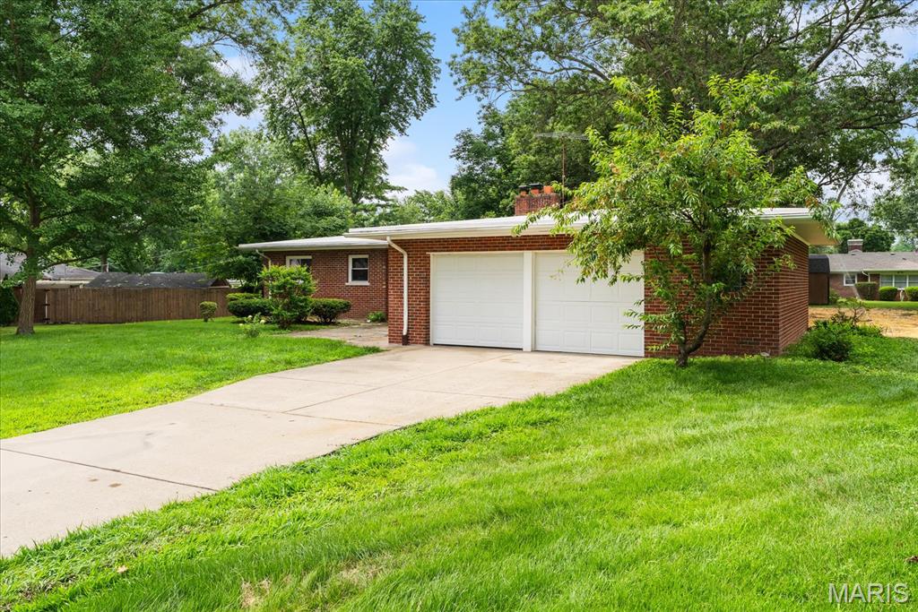 28 Shady Lane Belleville, IL 62221 - Photo 26 of 36