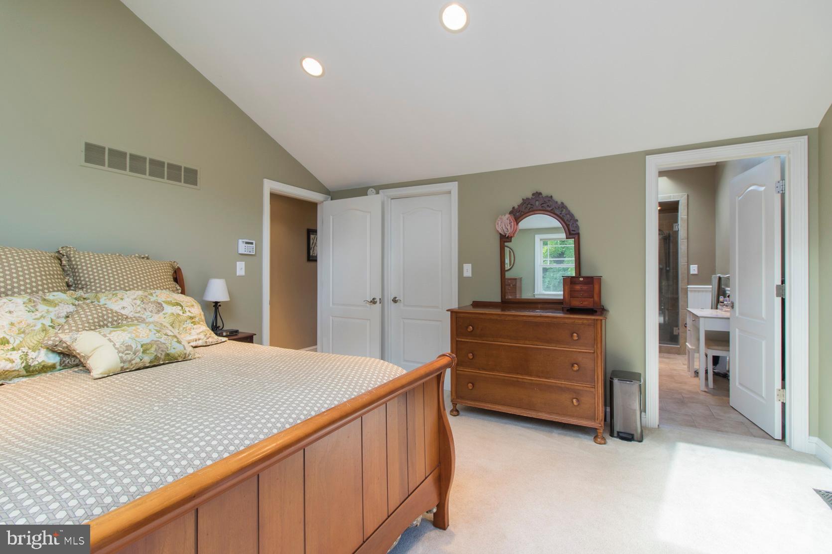 375 South Ridley Creek Road Media, PA 19063 - Photo 20 of 48 Walk In Custom Closet
