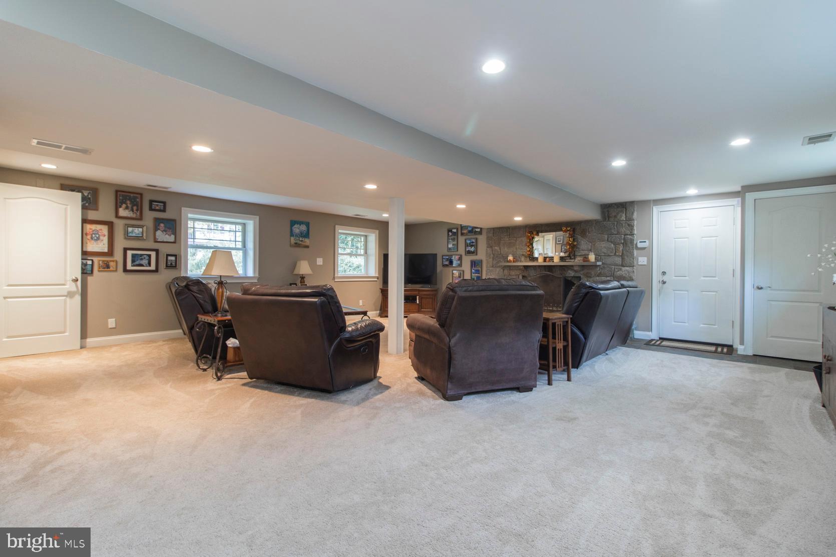 375 South Ridley Creek Road Media, PA 19063 - Photo 41 of 48 Oversized Family Room