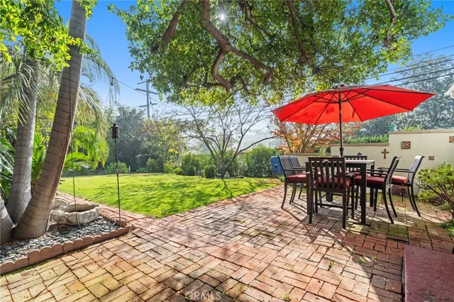 $5,100 | 3136 Griffith Park Boulevard, Los Feliz, CA 90027
