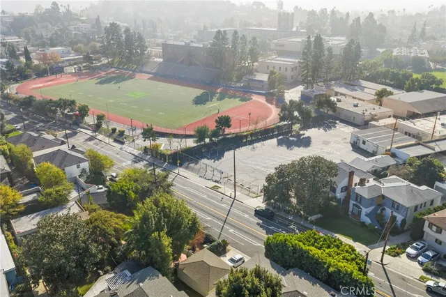 $5,100 | 3136 Griffith Park Boulevard, Los Feliz, CA 90027