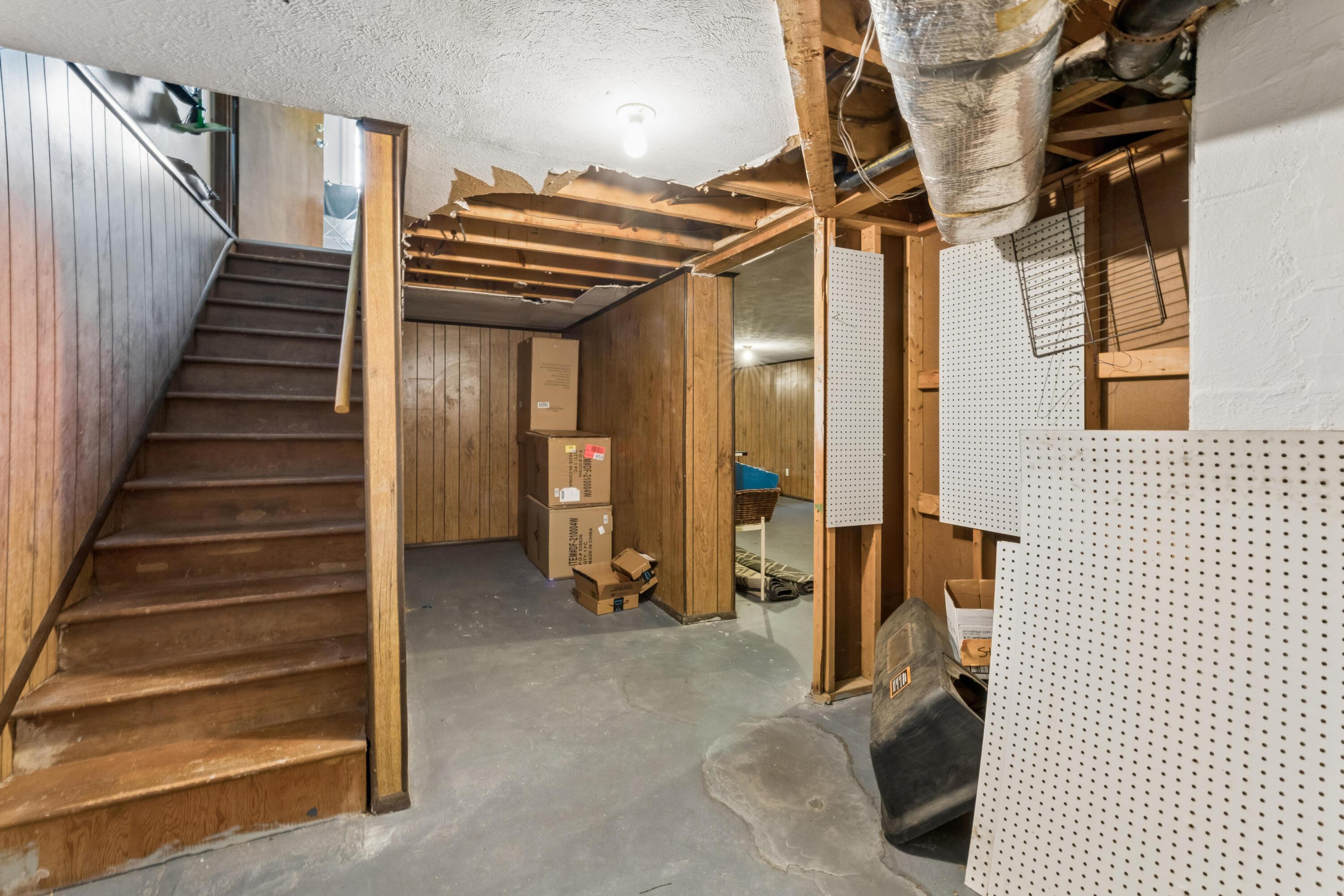 599 Link Road Columbus, OH 43213 - Photo 31 of 48 Basement Stairs access thru the Landry Room