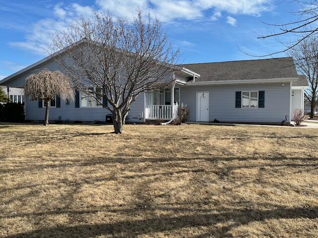 1711 Blue Heron Drive Two Rivers, WI 54241 - Photo 3 of 20 IMG_1348