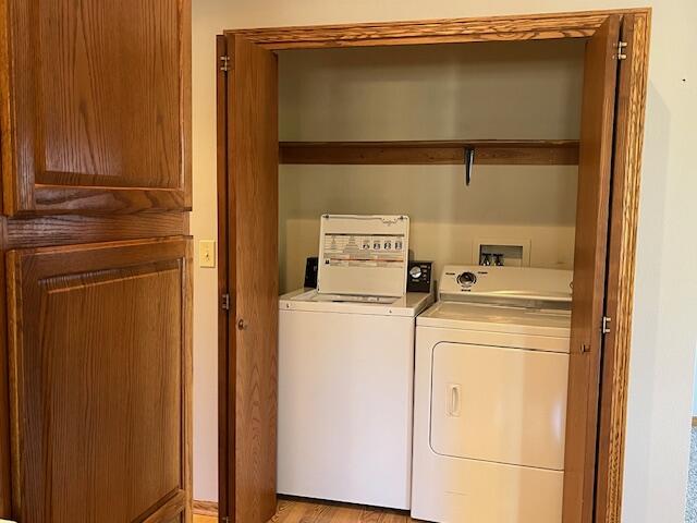 1711 Blue Heron Drive Two Rivers, WI 54241 - Photo 9 of 20 IMG_1365