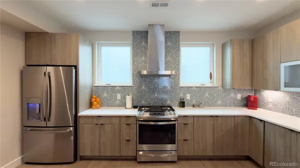 $689,000 | 2870 Tremont Place, Denver, CO 80205