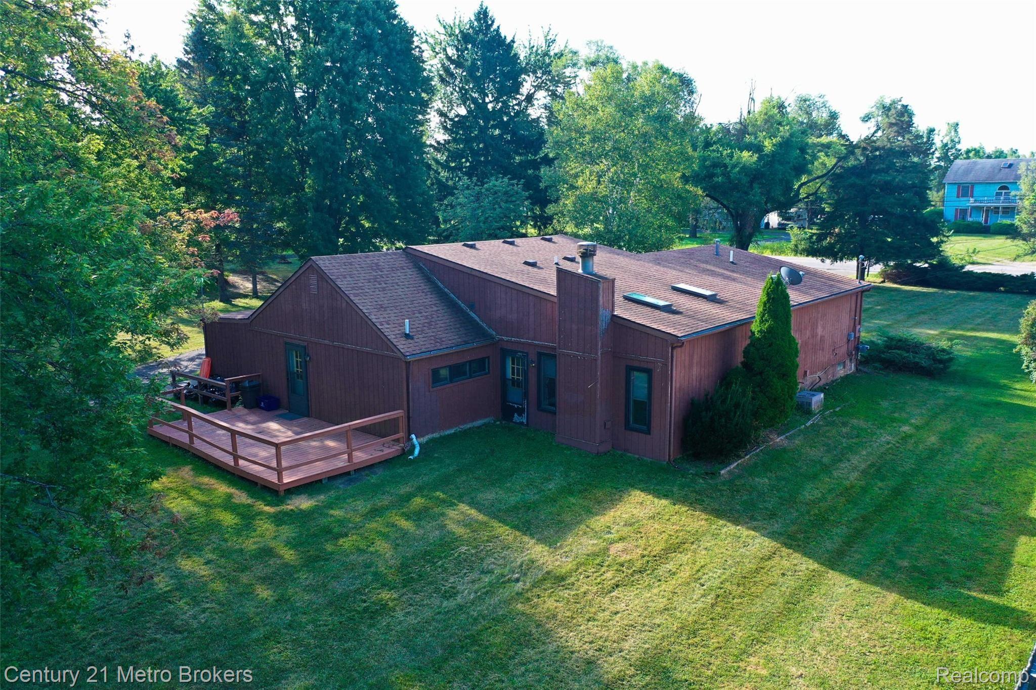 7475 East Atherton Road Davison, MI 48423 - Photo 46 of 50 7475-E-Atherton-Rd-46 Outside.jpg