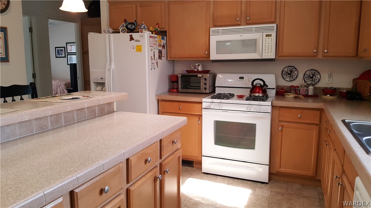 572 Santa Maria Road Golden Valley, AZ 86413 - Photo 19 of 49 Gallery Image 19