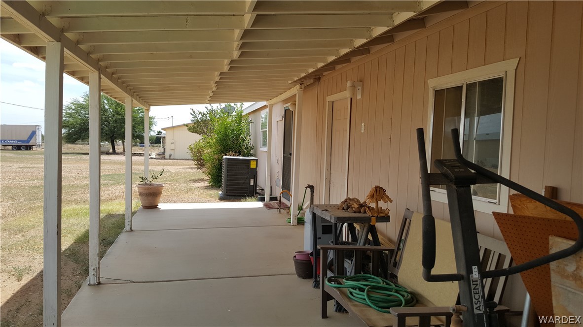 572 Santa Maria Road Golden Valley, AZ 86413 - Photo 6 of 49 Gallery Image 6
