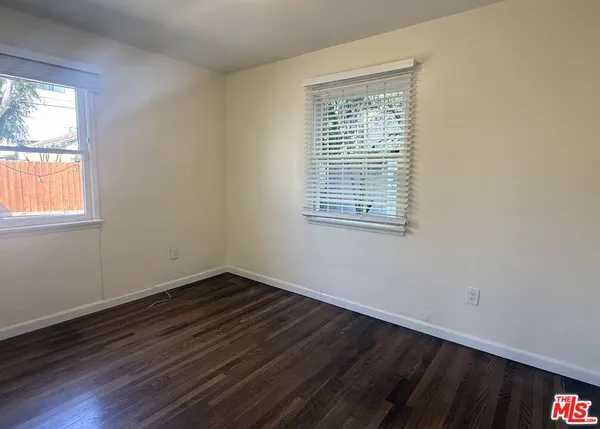 $2,850 | 11527 Albers Street, North Hollywood, CA 91601