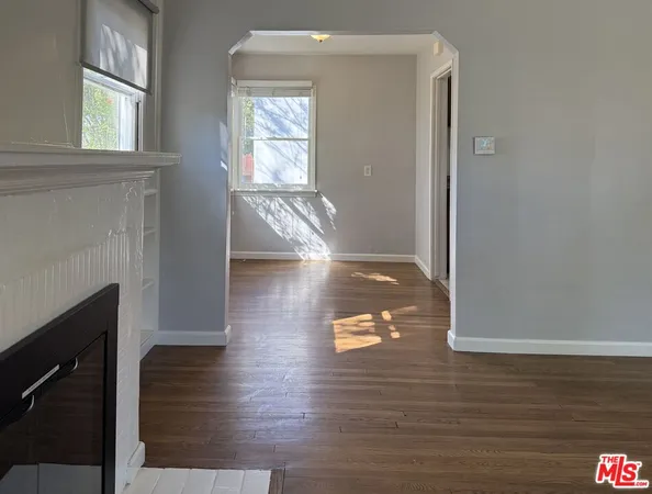 $2,850 | 11527 Albers Street, North Hollywood, CA 91601